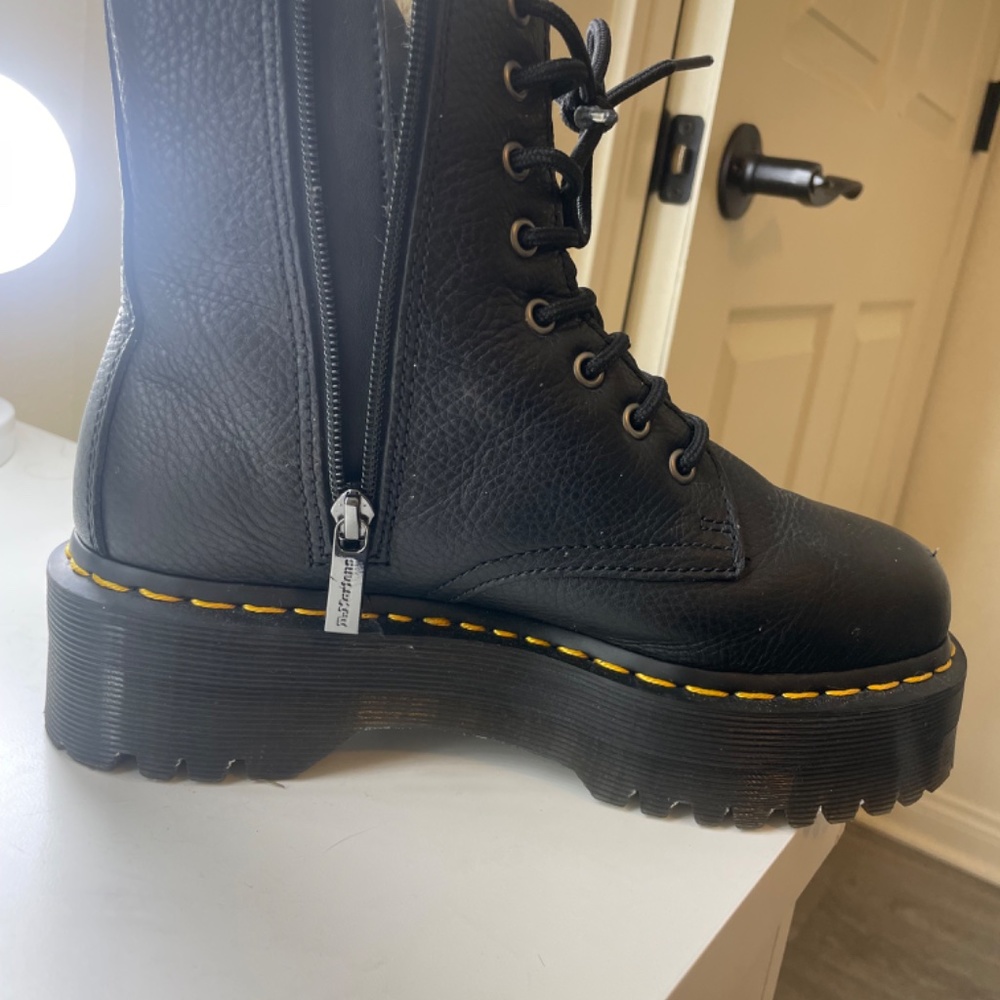 Doc Marten’s Leather Fur - Picture 7 of 11